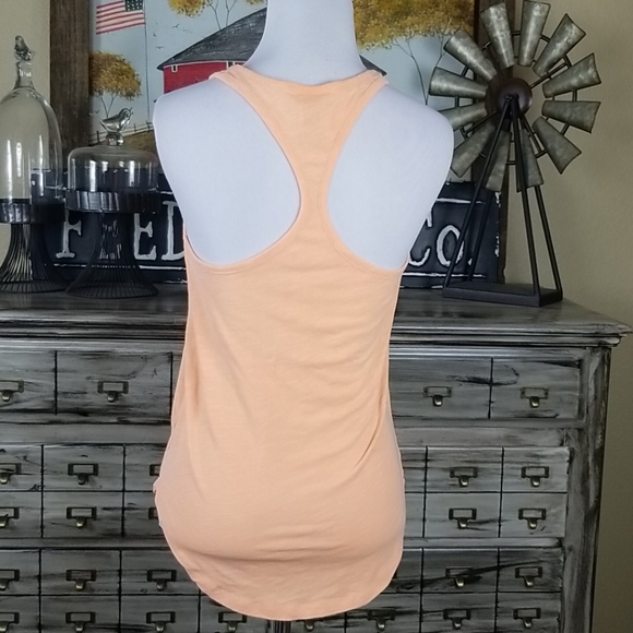 Peach XS Pink VS Tank - Picture 2 of 2